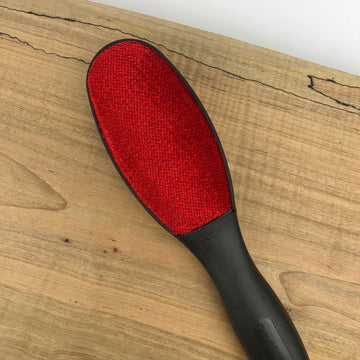 DOUBLE SIDED LINT BRUSH