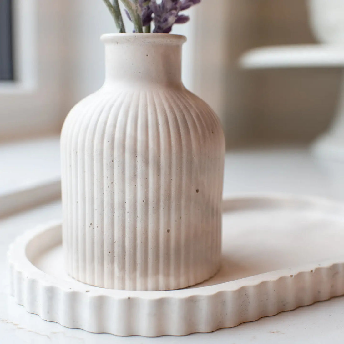 BUD VASE