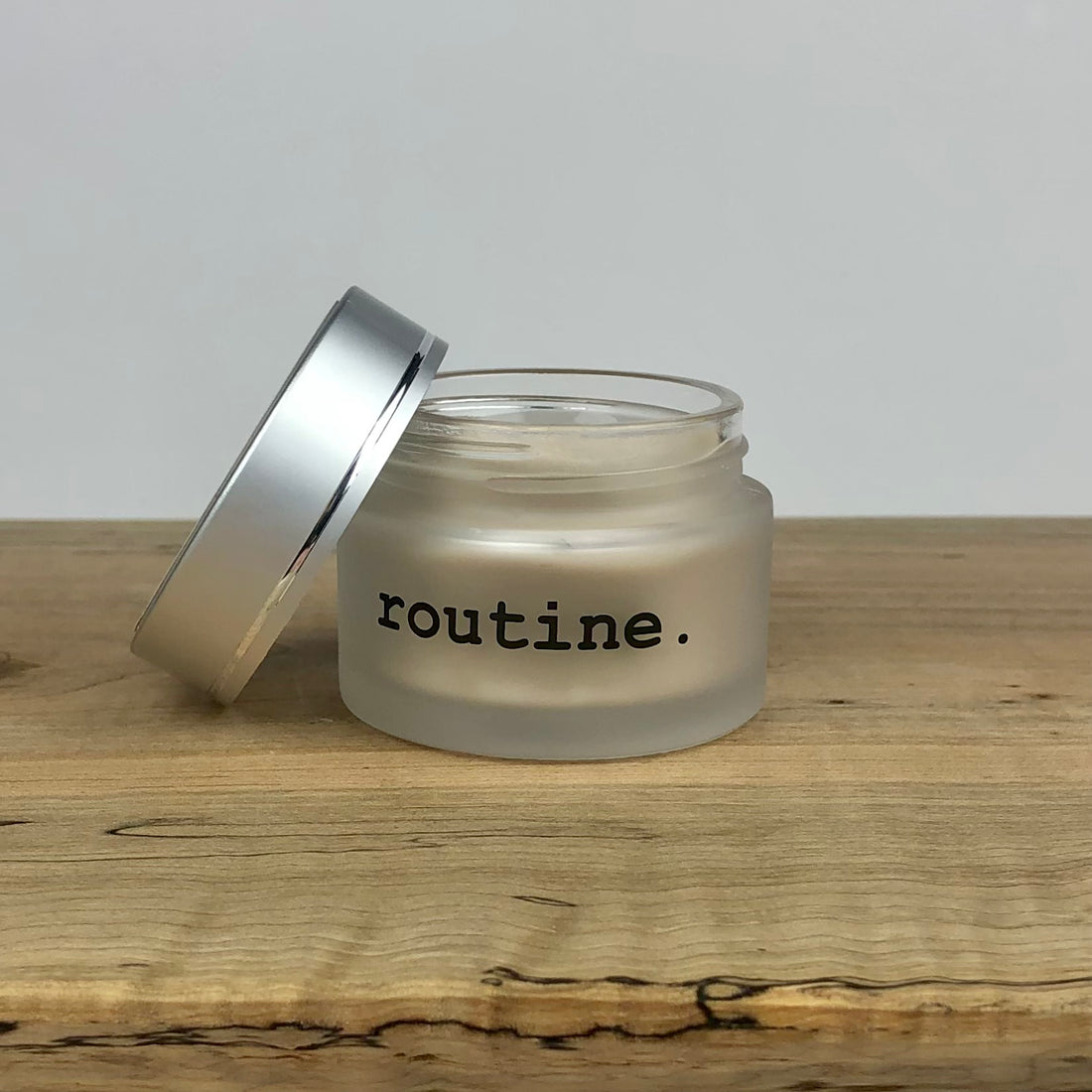 ROUTINE REFILLABLE DEODORANT